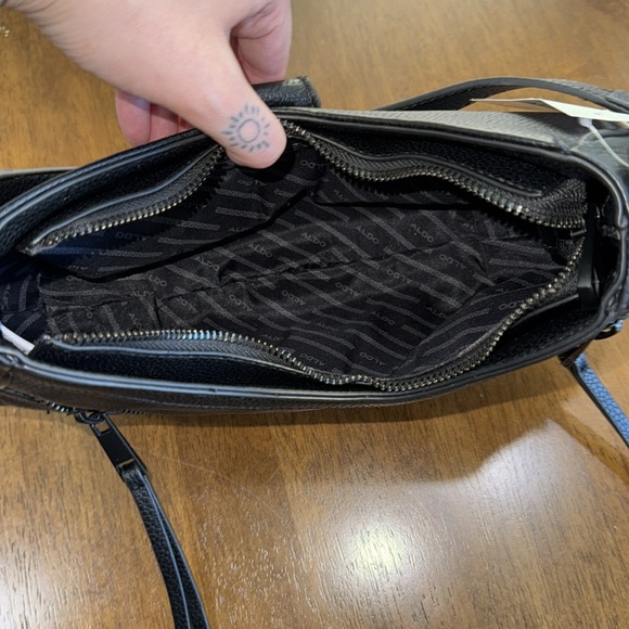 Aldo Shoulder Bag - Picture 4 of 4